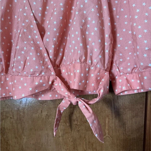 Madewell Peach Polka Dot Wrap Crop Top, size L. Excellent shape. Rarely worn. - Picture 4 of 6